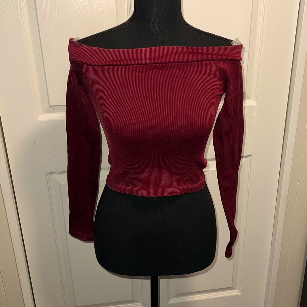 Over the Shoulder Crop Long Sleeve